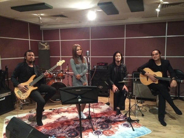 Loop De Band